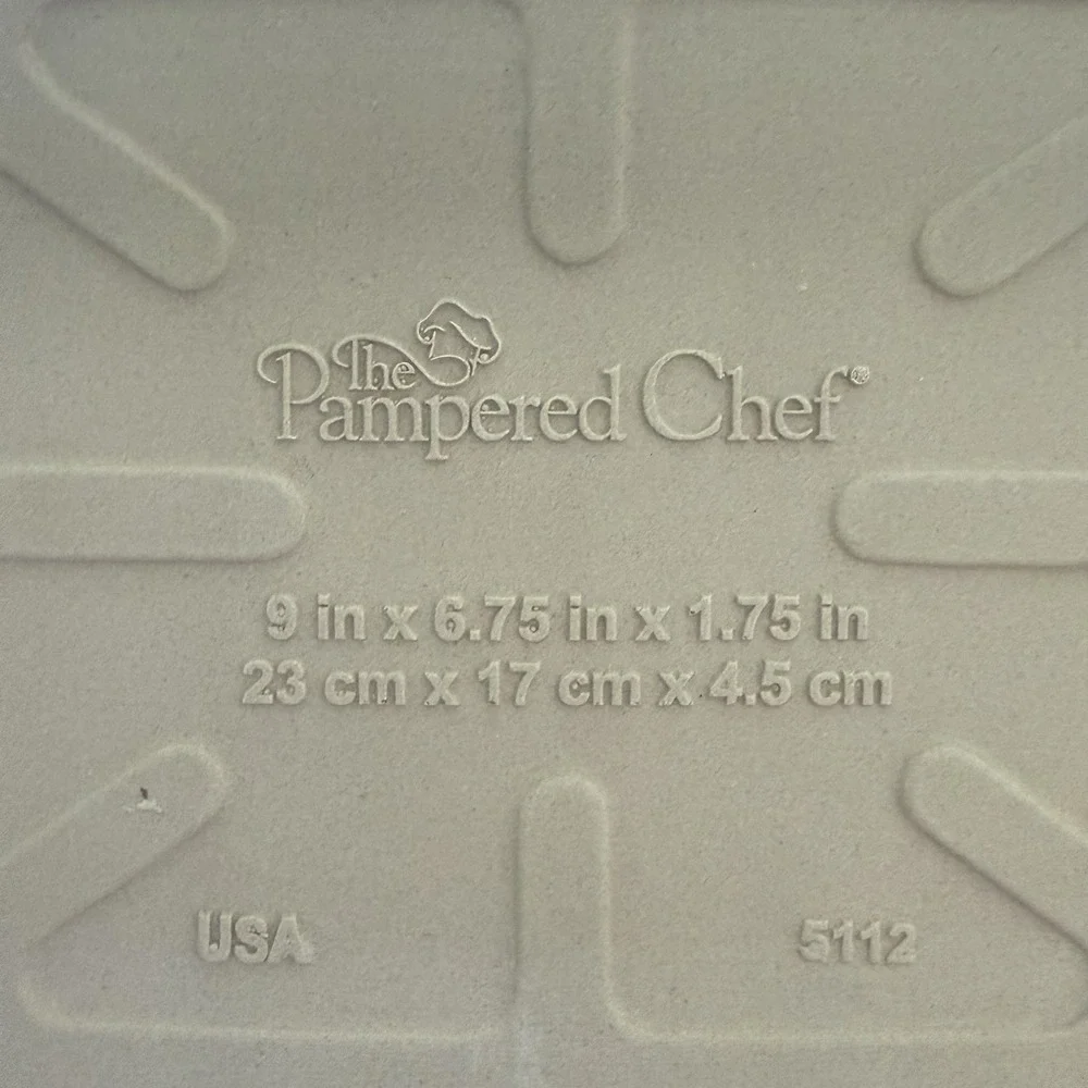 Pampered Chef Stoneware 1342 Small Ridged Baker Bacon 9x6.75